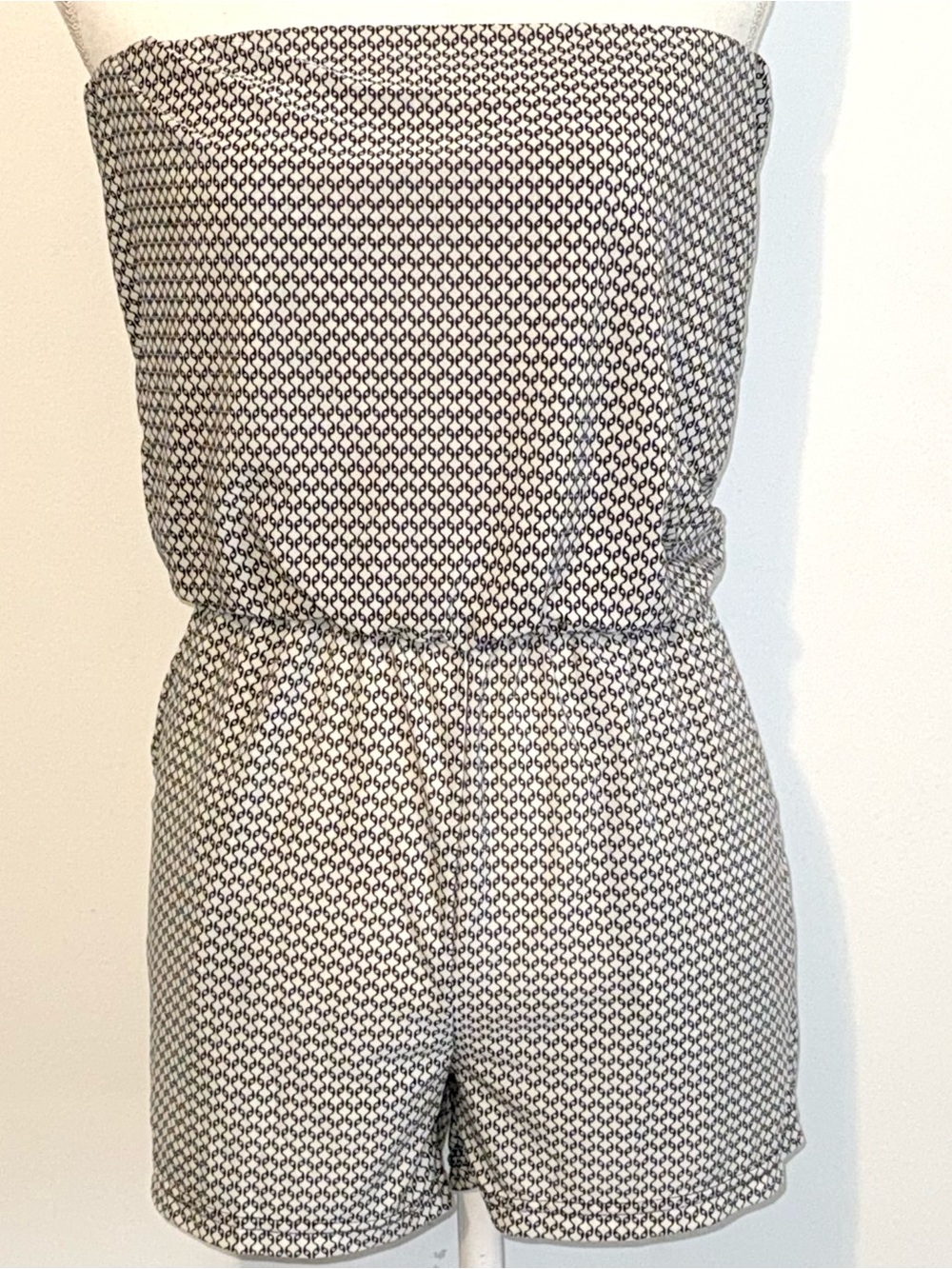 5th & Love Black White Strapless Printed Romper with Pockets Size Medium